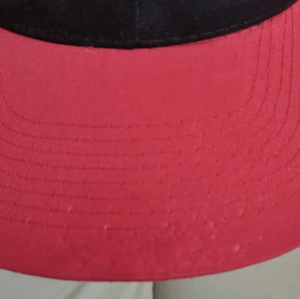 COCA-COLA Hat Black Red OS Adjustable Embroidered